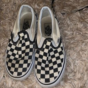 women’s checkered low vans